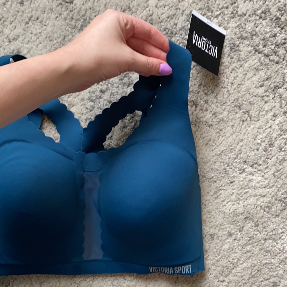 🛼 NWT Victoria’s Secret Angel Max Sports Bra 32DD